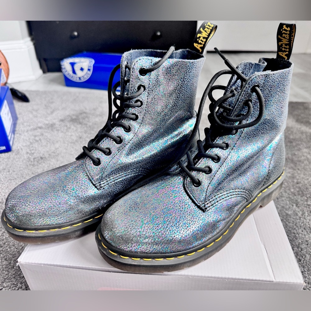 Dr Martens Iridescent Crackle Pascal - used, Size 10 women